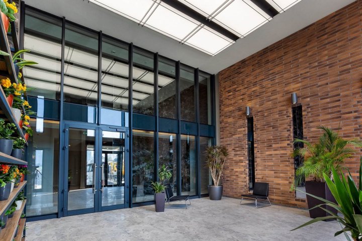 Umraniye Lejligheder til Salg: 1-2 Soveværelser med Pool og Statsborgerskab