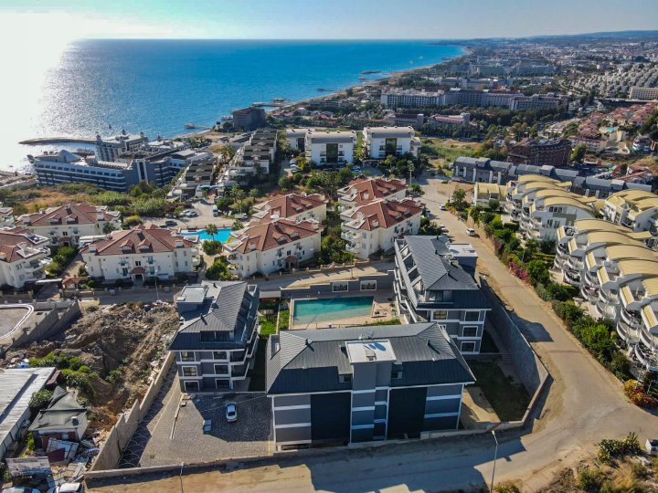 Sea View 1-Bedroom Apartment for Sale in Konaklı, Alanya