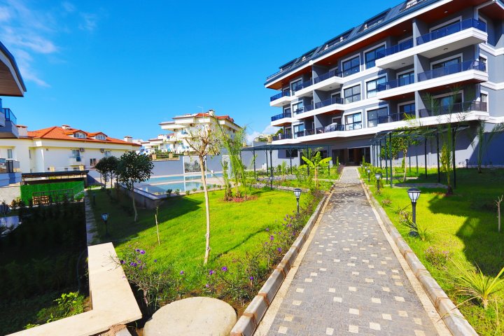 Sea View 1-Bedroom Apartment for Sale in Konaklı, Alanya