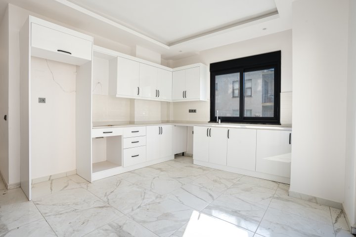 2-Bedroom Apartment for Sale with Pool in Central Alanya, Antalya