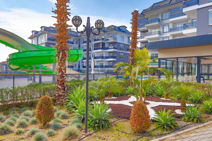 2 Bedroom Apartment with Pool For Sale in Oba, Alanya