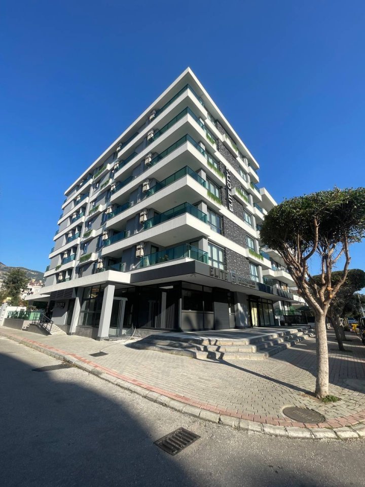 1-Bedroom Apartment for Sale in Central Alanya with Pool, Close to the Sea